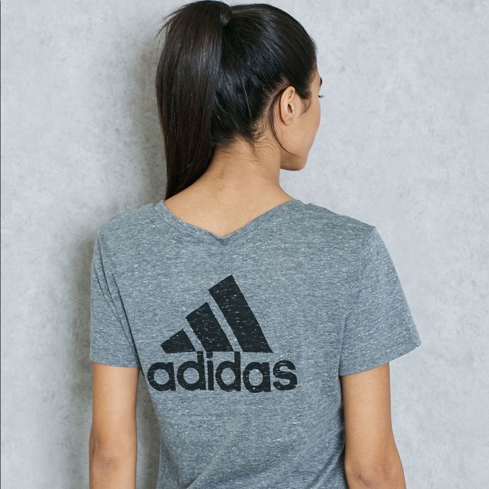 NWT ADIDAS Tee Grey V-Neck Athletic Sports Size XSmall Workout Running